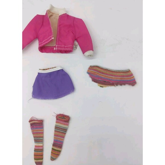 Vintage 1983 Barbie Twice As Nice Reversible Fashions In & Outfittd #4825 Mattel - Picture 4 of 16